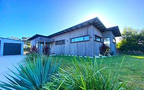 Scandi At Stieglitz Sleeps 6 Modern & Stylish